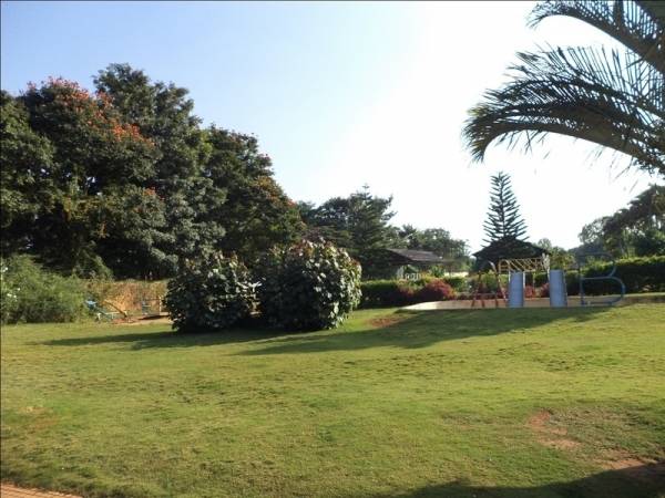  township Landscaped Gardens