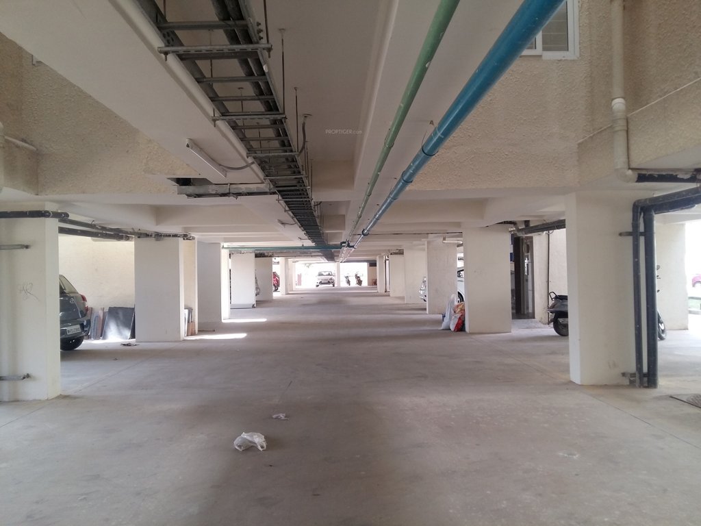  vaibhava kengeri Car Parking