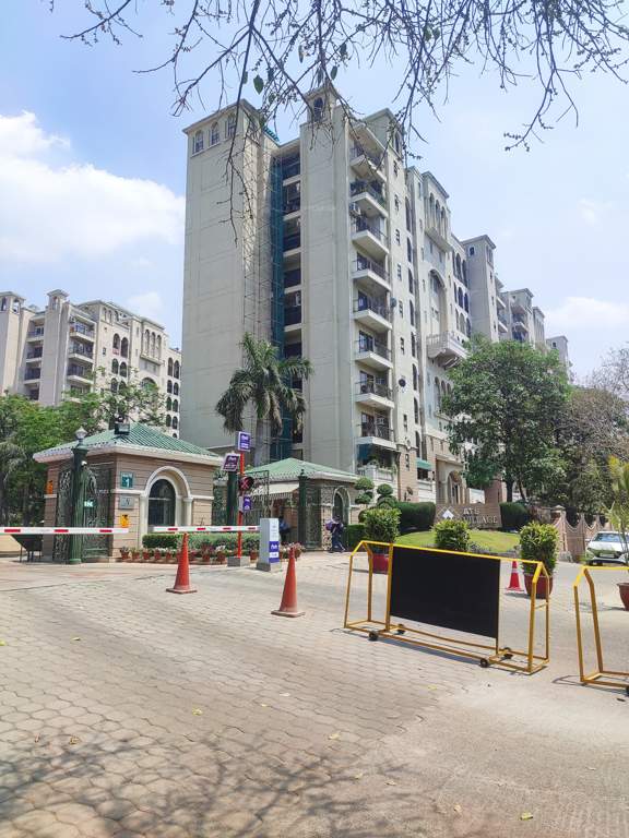  greens village Entrance Gate Security Cabin