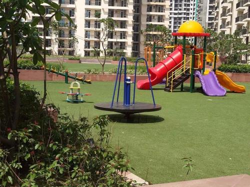  gaur-city-1st-avenue Children's play area