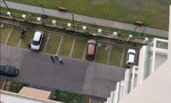  platinum-heights Car Parking