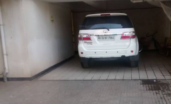  solitaire Car Parking