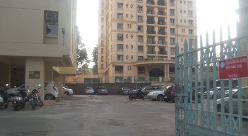 Car Parking estate-tiara Car Parking