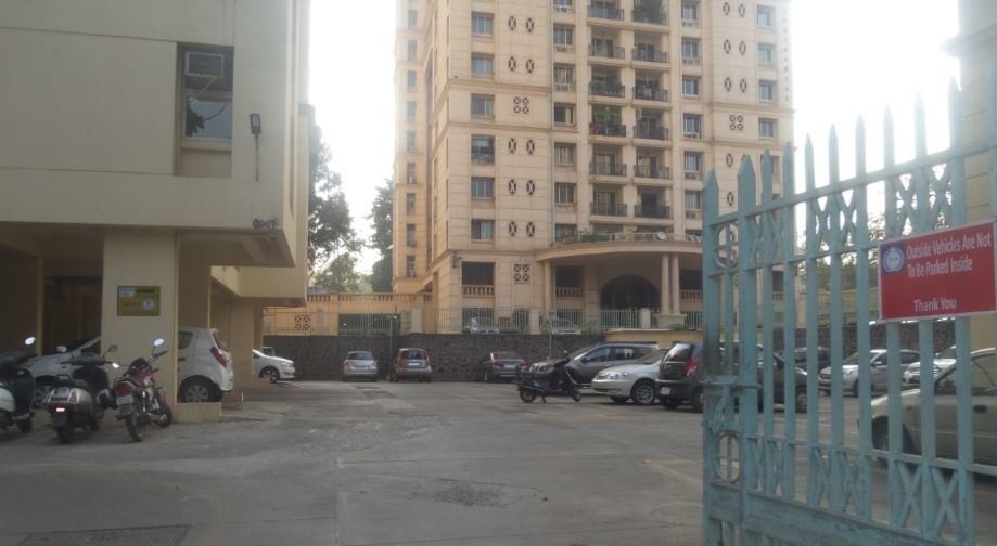 estate tiara Car Parking