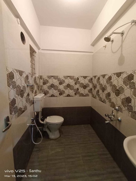  forest view Bathroom