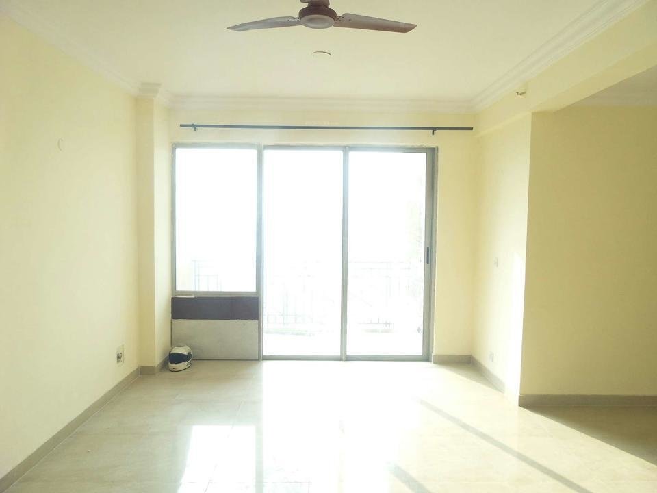  the regency park phase 2 Living Area