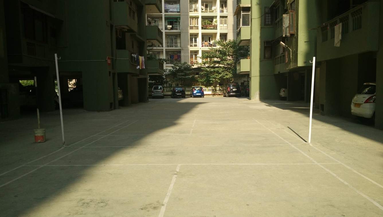  apartments Badminton Court