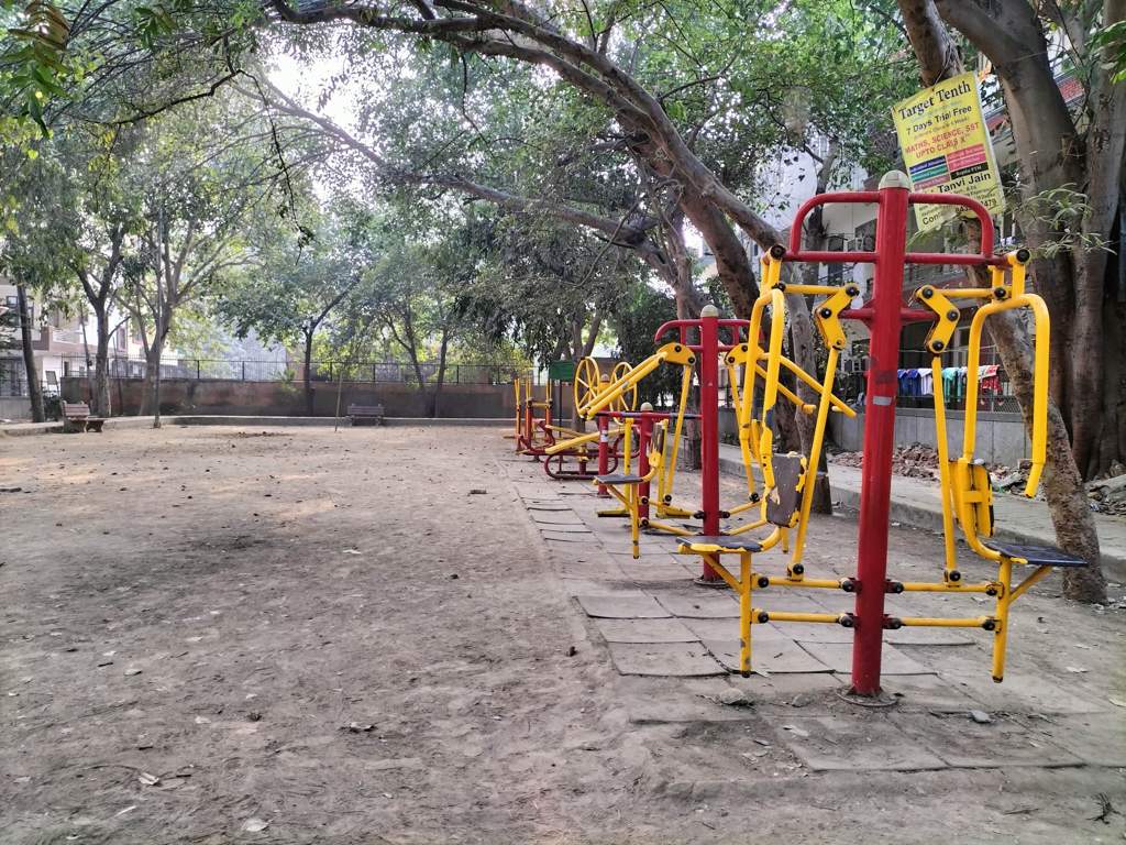  akshardham apartments Gymnasium