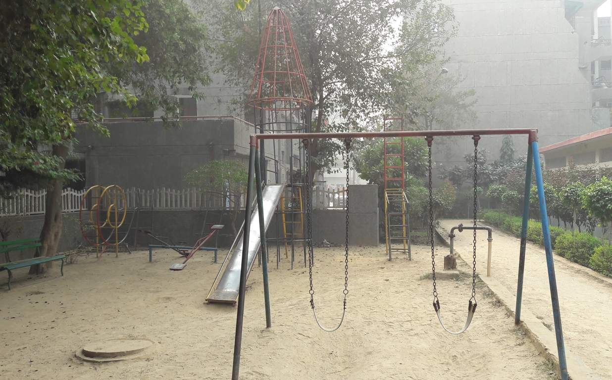  sfs flats pocket 1 bhartiya apartment Children's play area