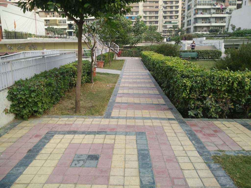  gh7 crossings republik Landscaped Gardens