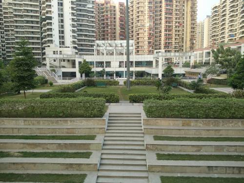  gh7-crossings-republik Landscaped Gardens