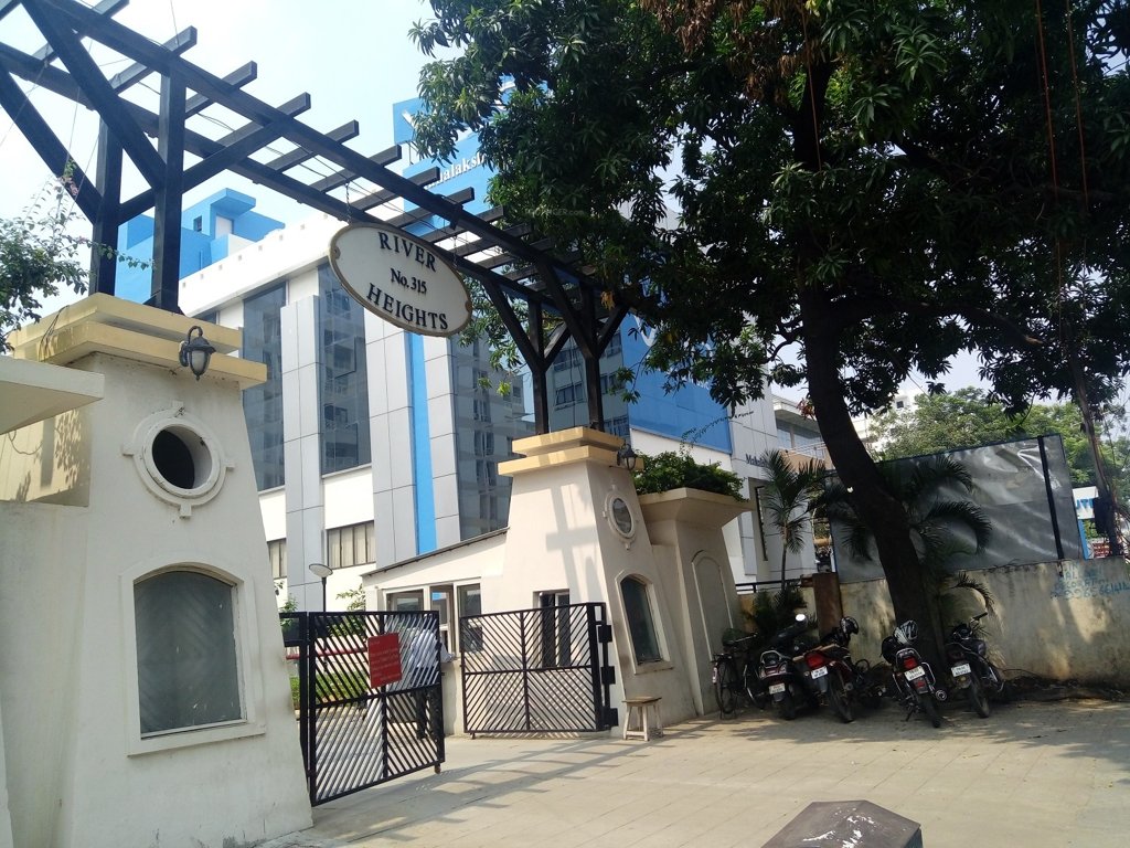 Ceebros River Heights