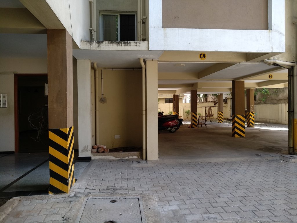  crown apartments Others