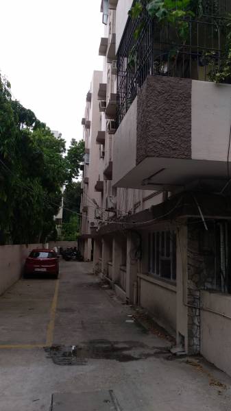  apartment Car Parking