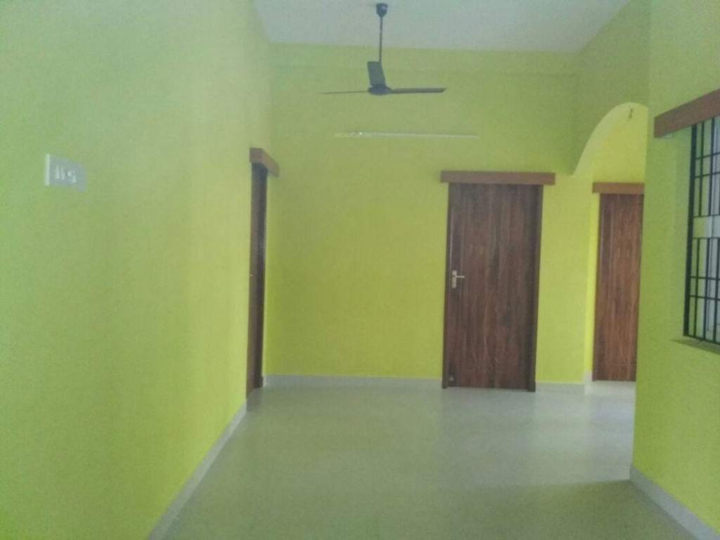  waterford Living Area