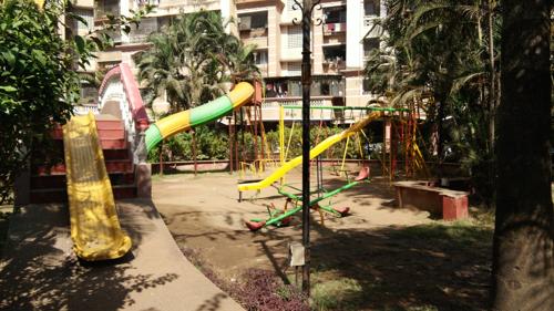  yash-paradise-chs Children's play area