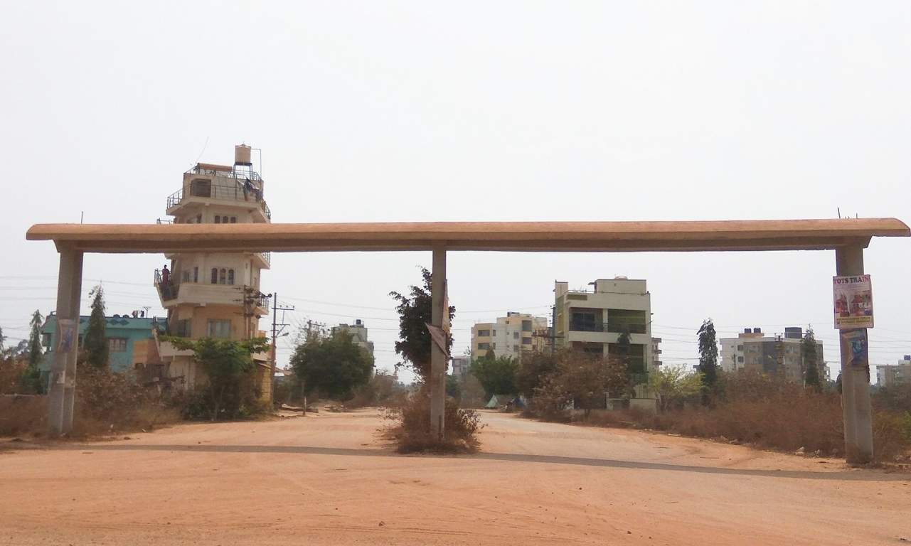  hi tech layout Gated Community