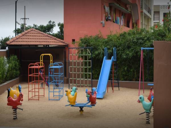  lakeside-marvel Children's play area