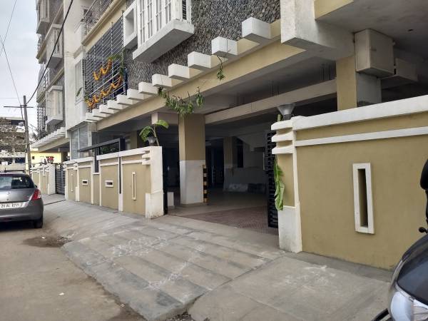  santa-monica Gated Community