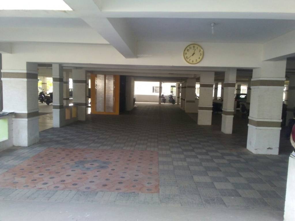 mayuri hills Closed Car Parking