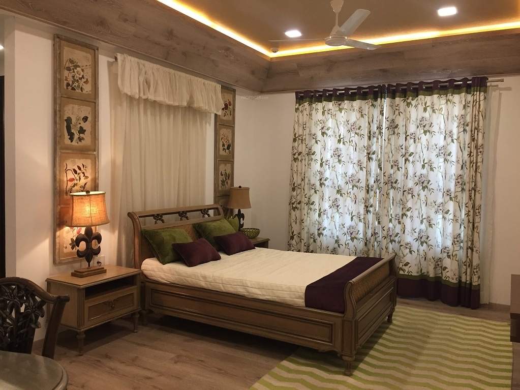  the botanika Bedroom