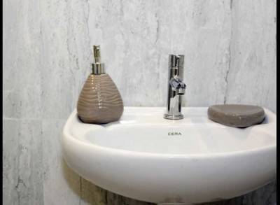  silver-streams Bathroom