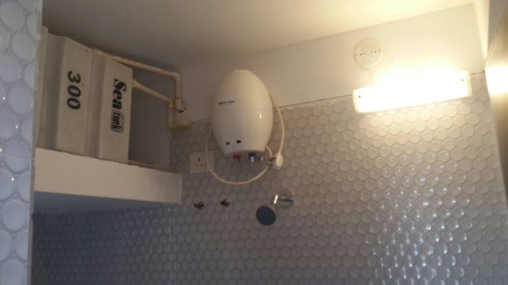  shanti park Bathroom