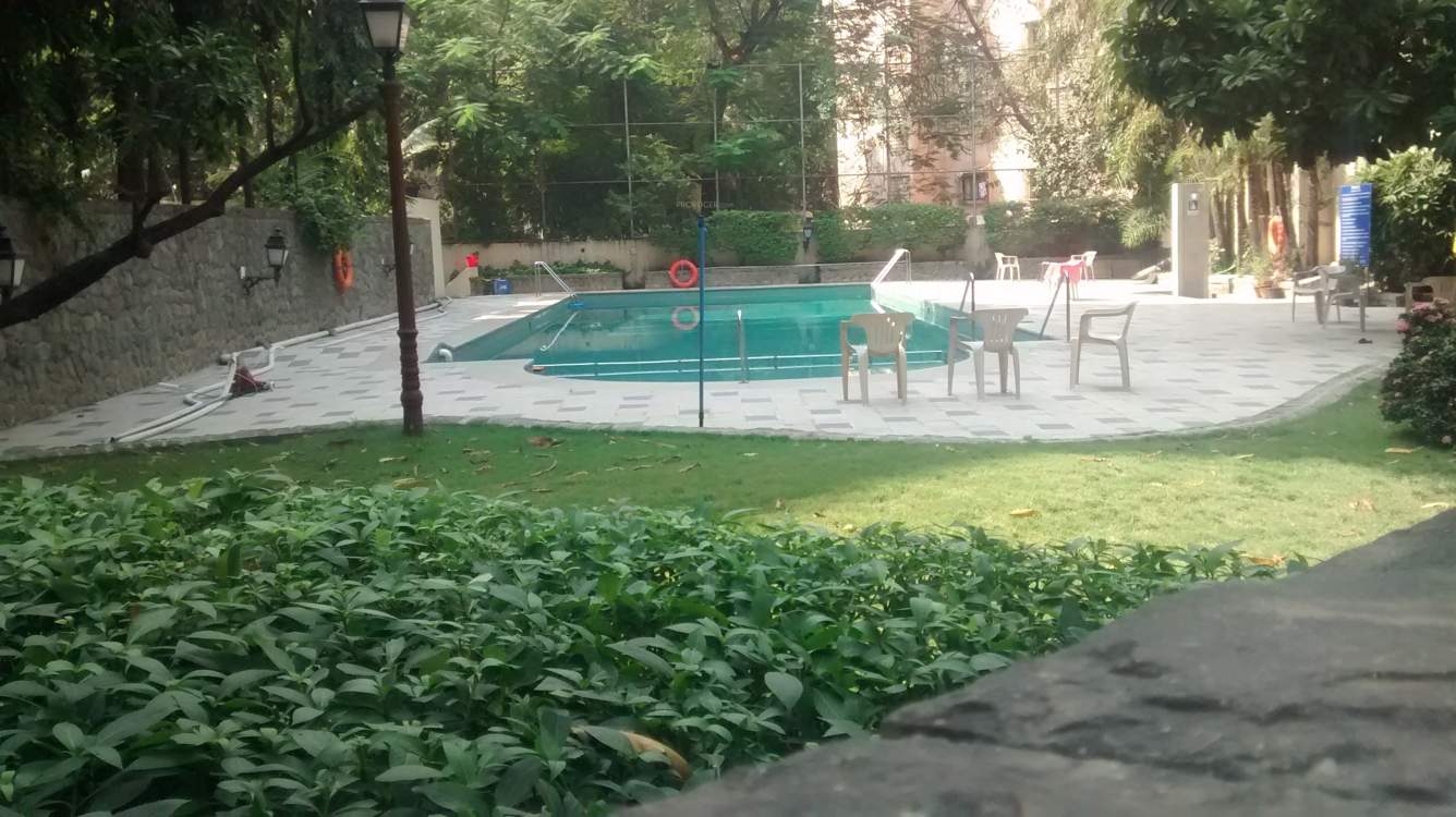 gardens eden bungalows Swimming Pool