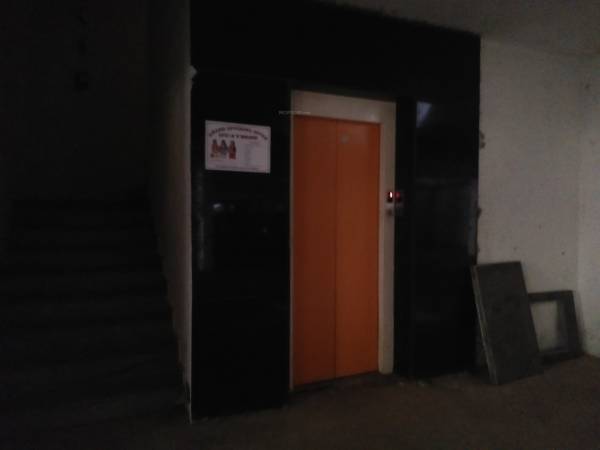  midhila-deluxe Lift Available