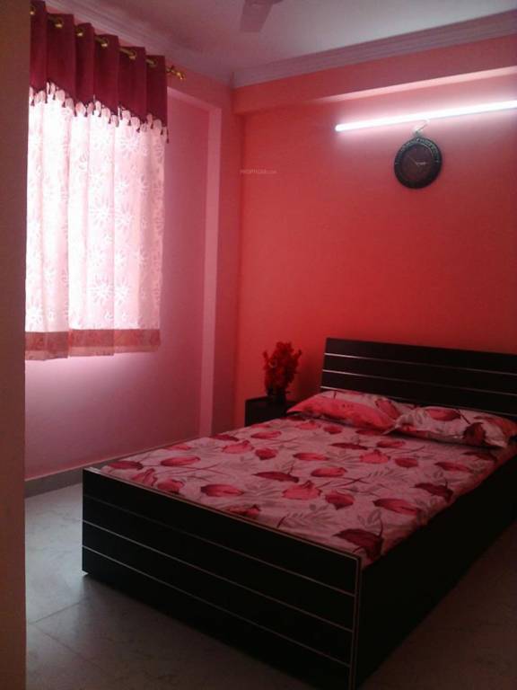  shanti seven Bedroom