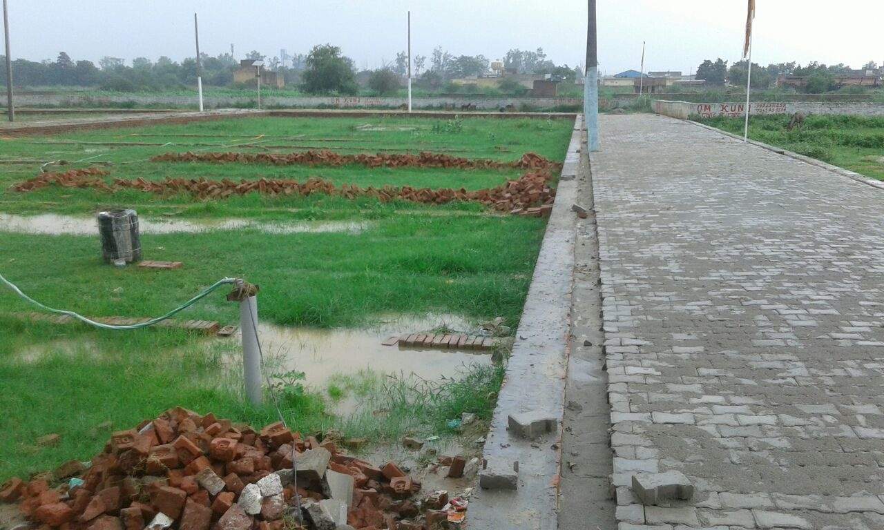 kunj Images for Main Other of Om Om Kunj