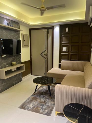  sky-lounges Living Area