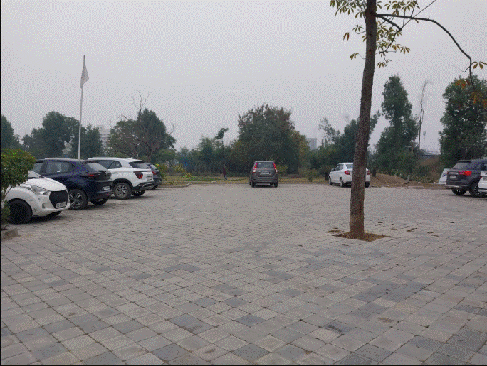 golf suites Car Parking