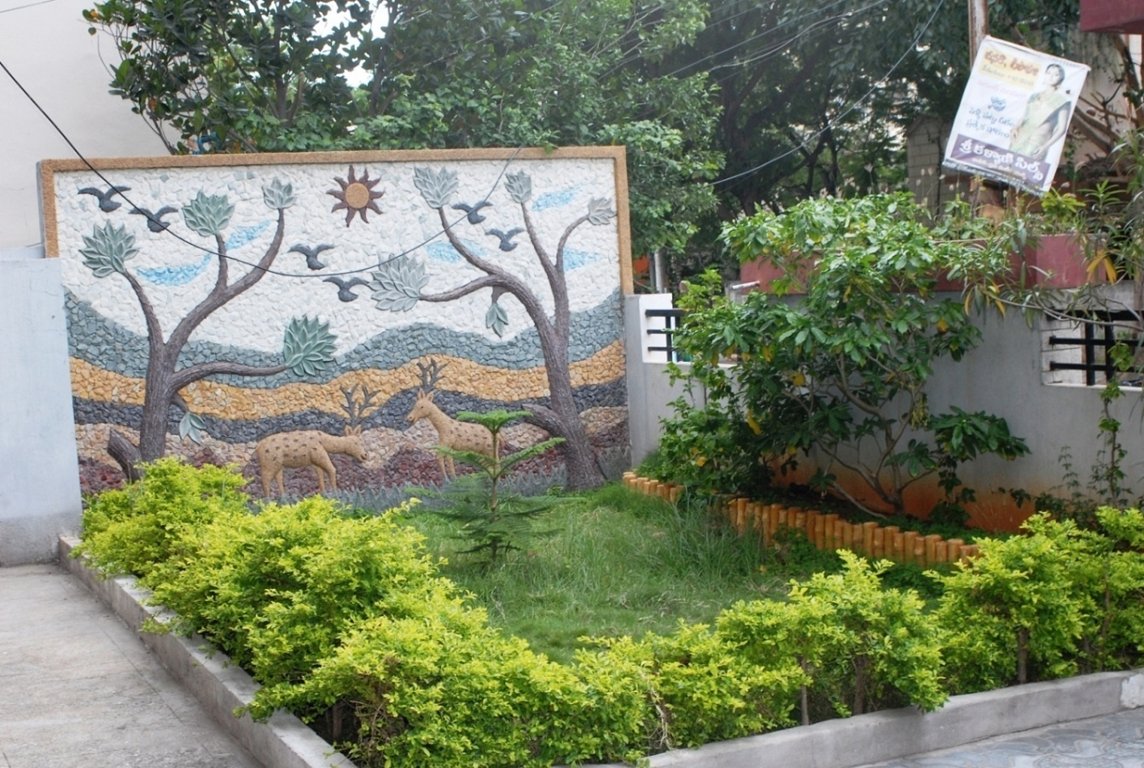 flora Landscape Garden and Tree Planting