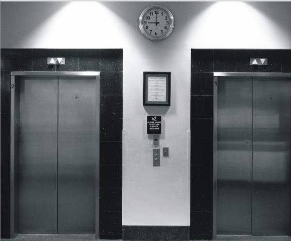  heights Lift Available