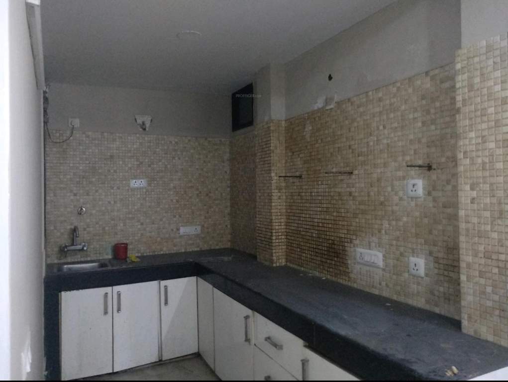  homes 1 Kitchen