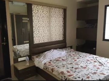  signature Bedroom