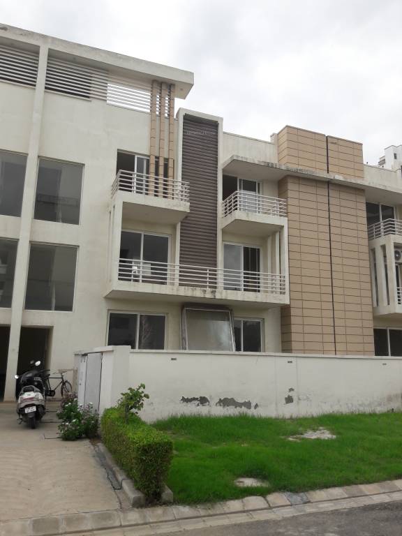  courtyard Images for Project