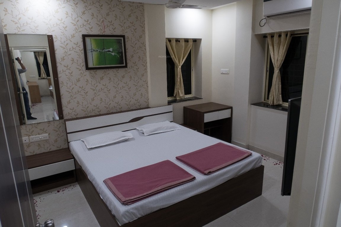  nobles vedshree Bedroom