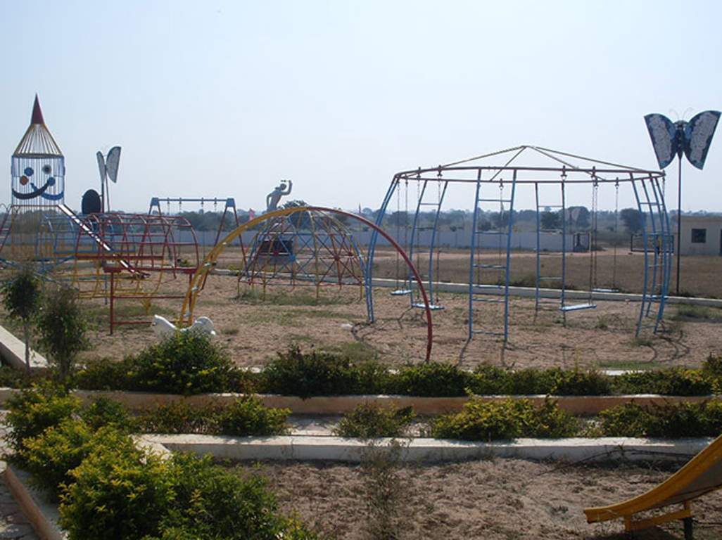 Images for Amenities of Suchirindia Infratech Le Colossal