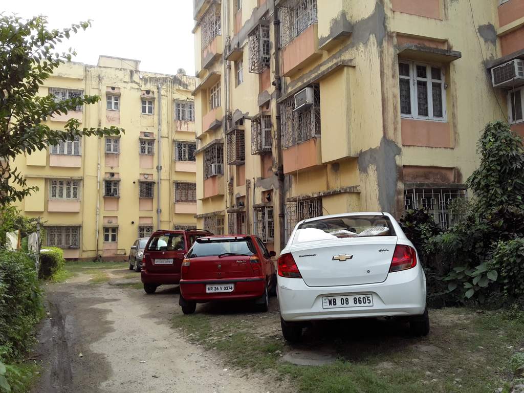  karunamoyee housing society Car Parking