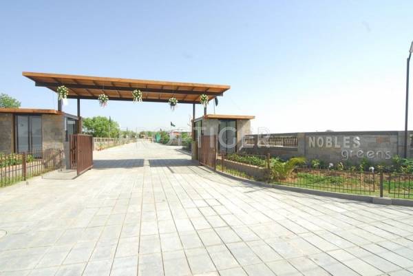  greens Nobles Construction Greens