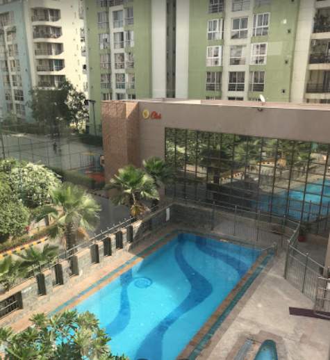  gateway towers Swimming Pool
