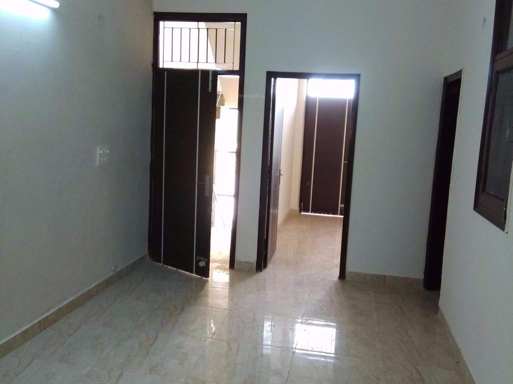  gateway towers Bedroom