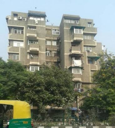 main of Reputed Gitanjali Apartments