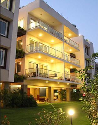  142-parkwest Amaya Properties 142 Parkwest