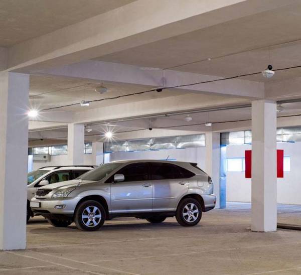  kakad-mansion Car Parking