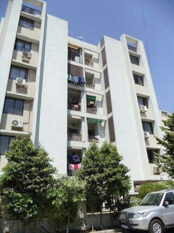  courtyard Images for Elevation of Avalon Construction Avalon Courtyard