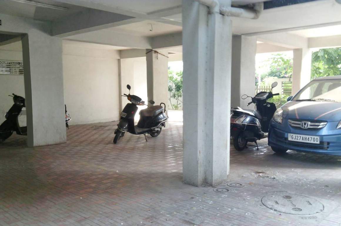  courtyard Images for Amenities of Avalon Construction Avalon Courtyard