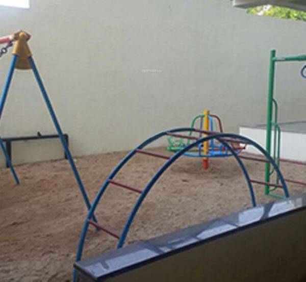  orchids Children's play area